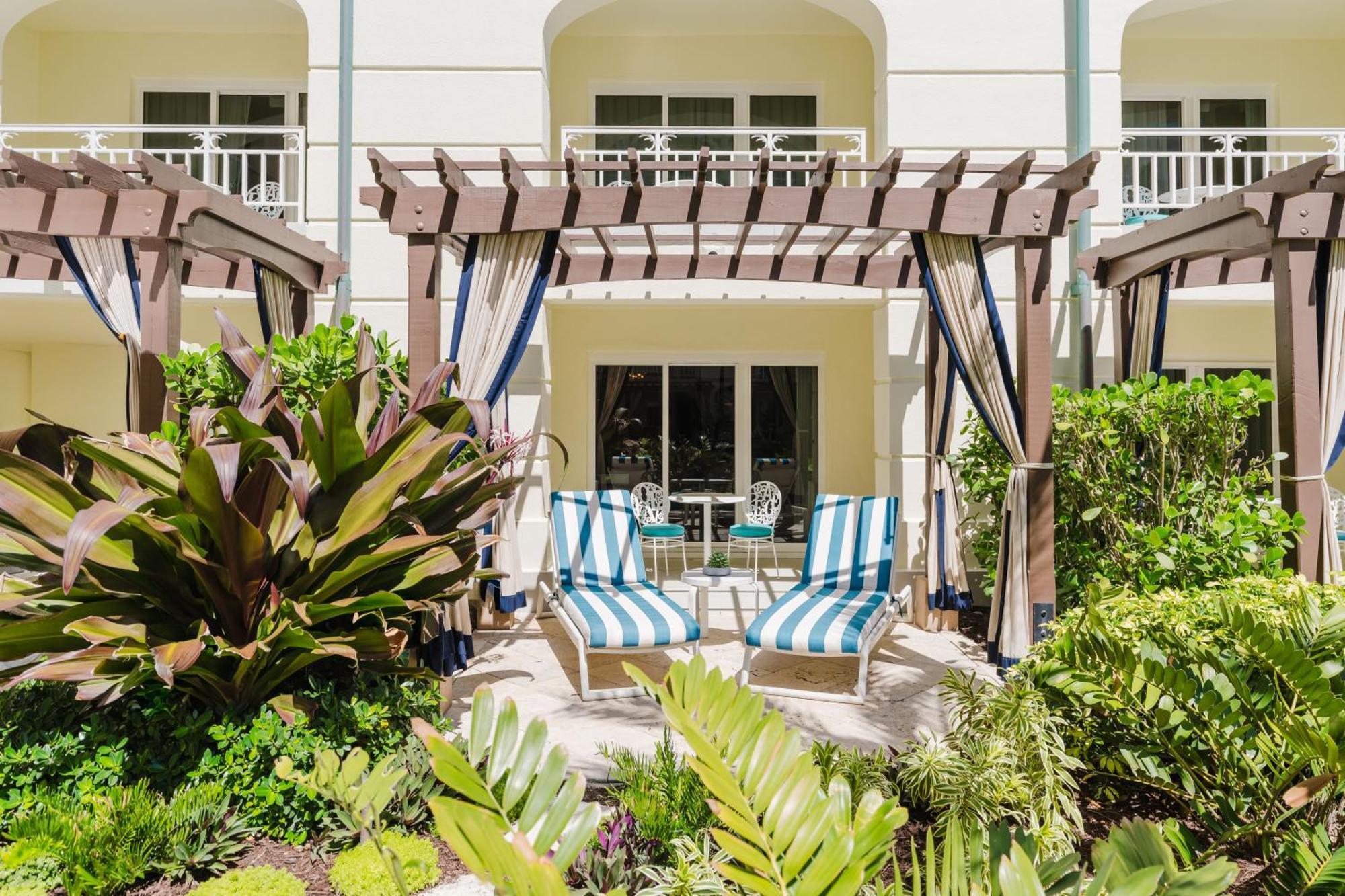 Eau Palm & Resort