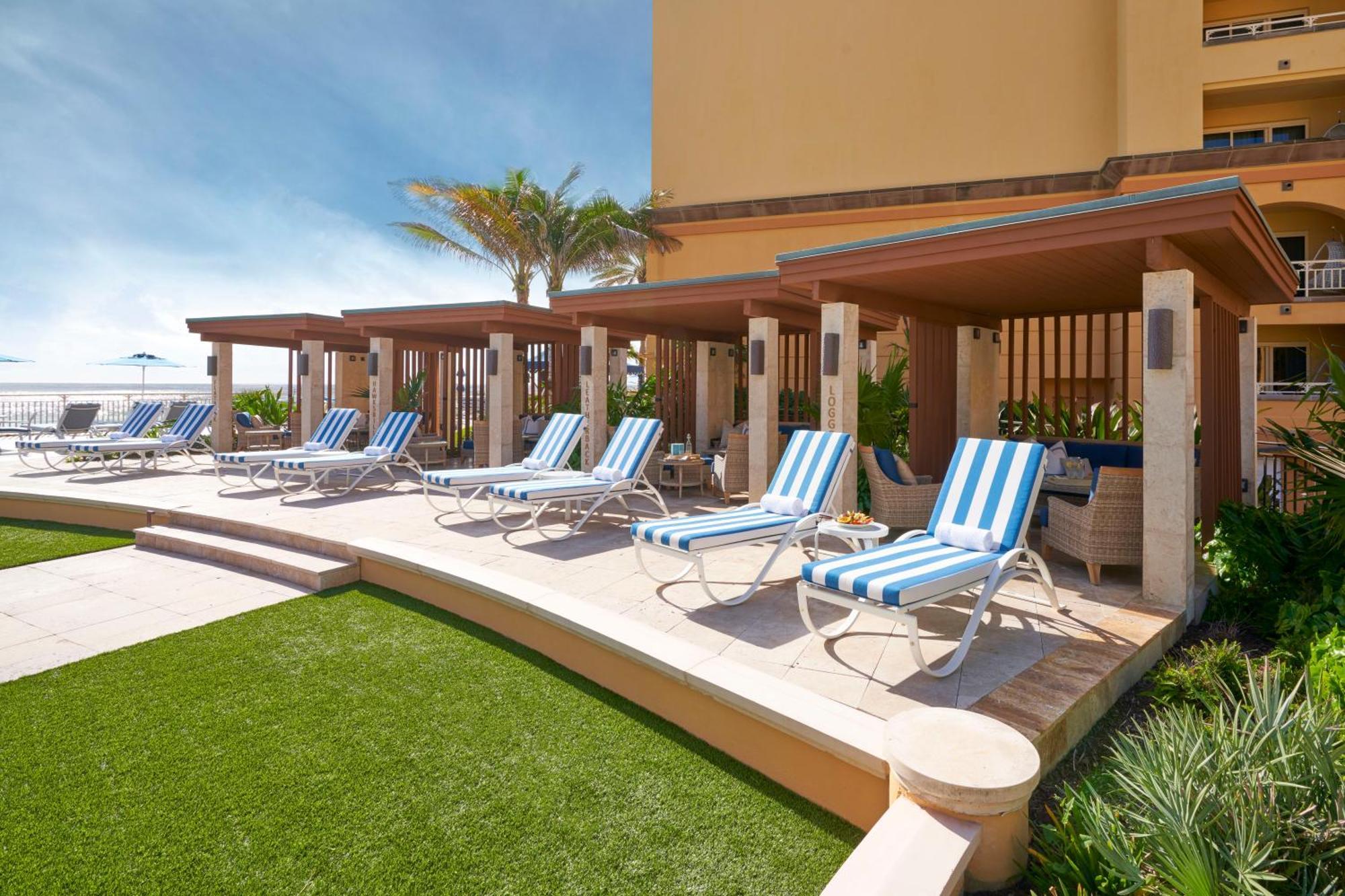 Resort Eau Palm & 5*
