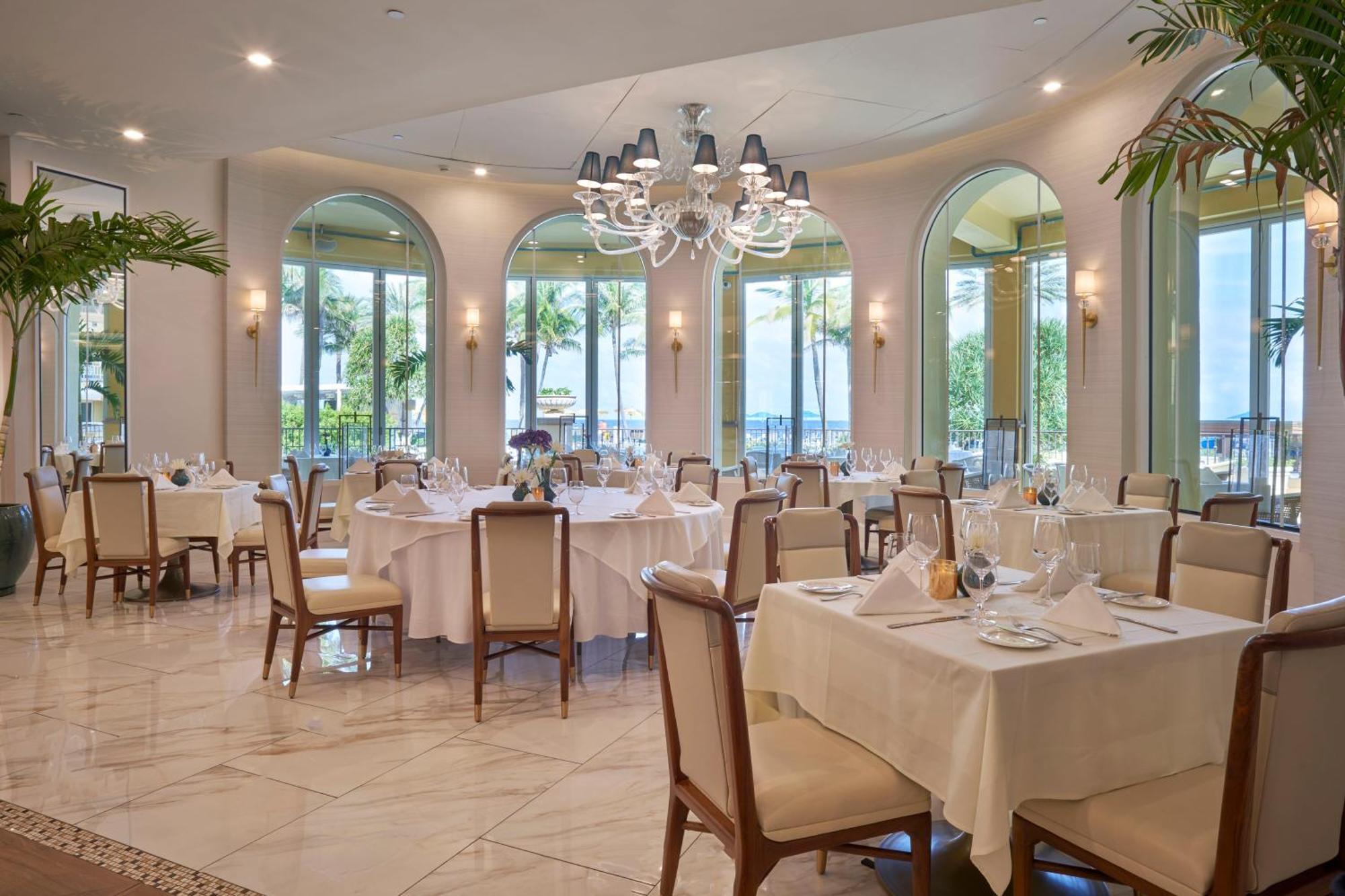 Eau Palm & Resort 5*