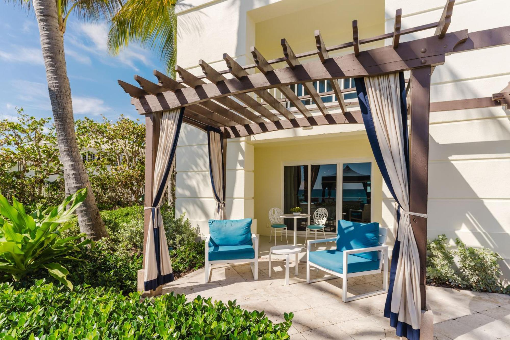 Eau Palm & Resort