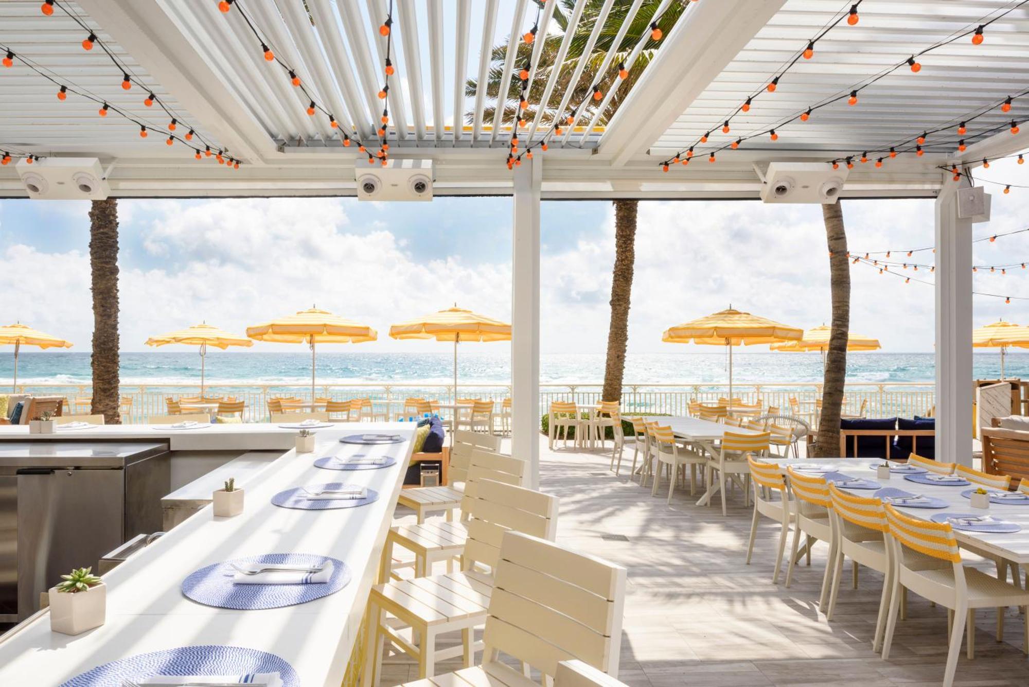 Eau Palm & Resort